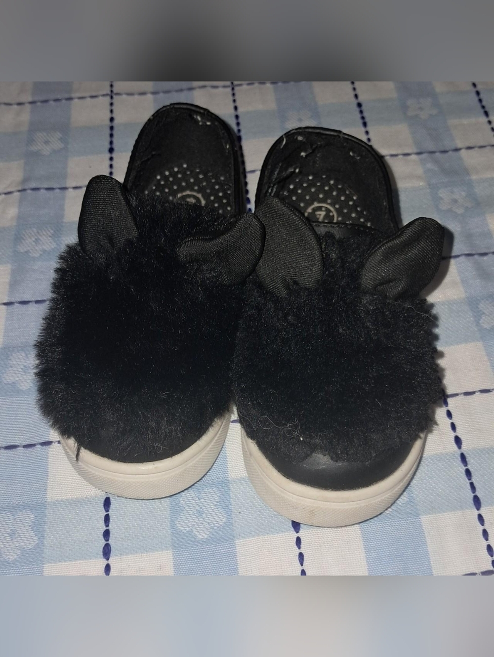 Cat & Jack Toddler Girl Size 7 Fur Bunny Shoes